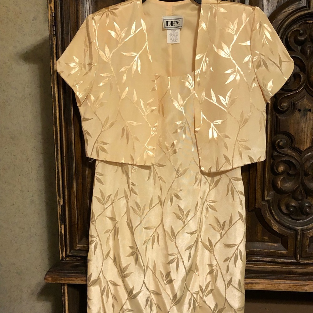2 piece gold/yellow leaf pattern dress size 11